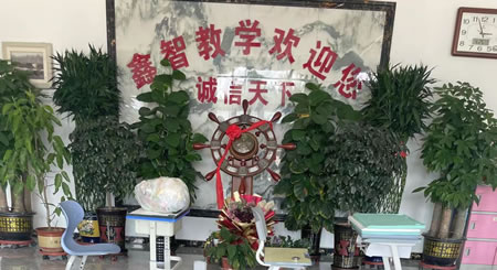 上下床,上下床廠(chǎng)家,工地上下床,學(xué)生上下床關(guān)于我們